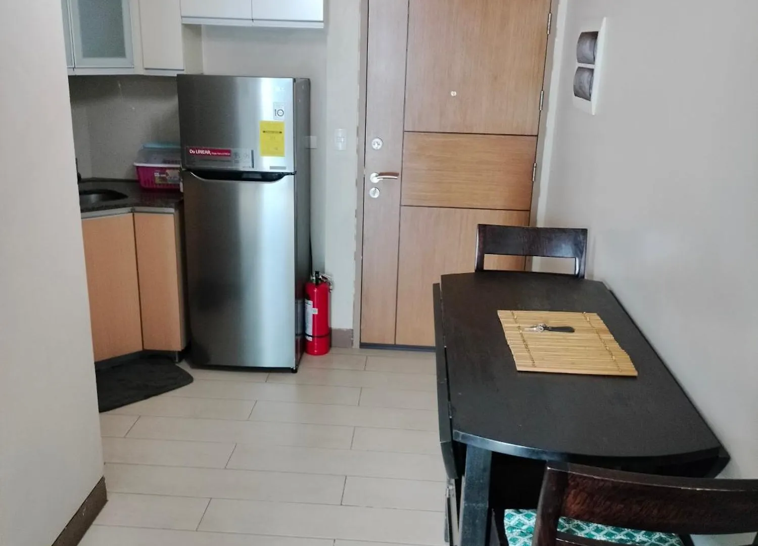 Aparthotel Condotel Near Terminal 3 Airport At Two Palm Tree Villas Pasay Philippines