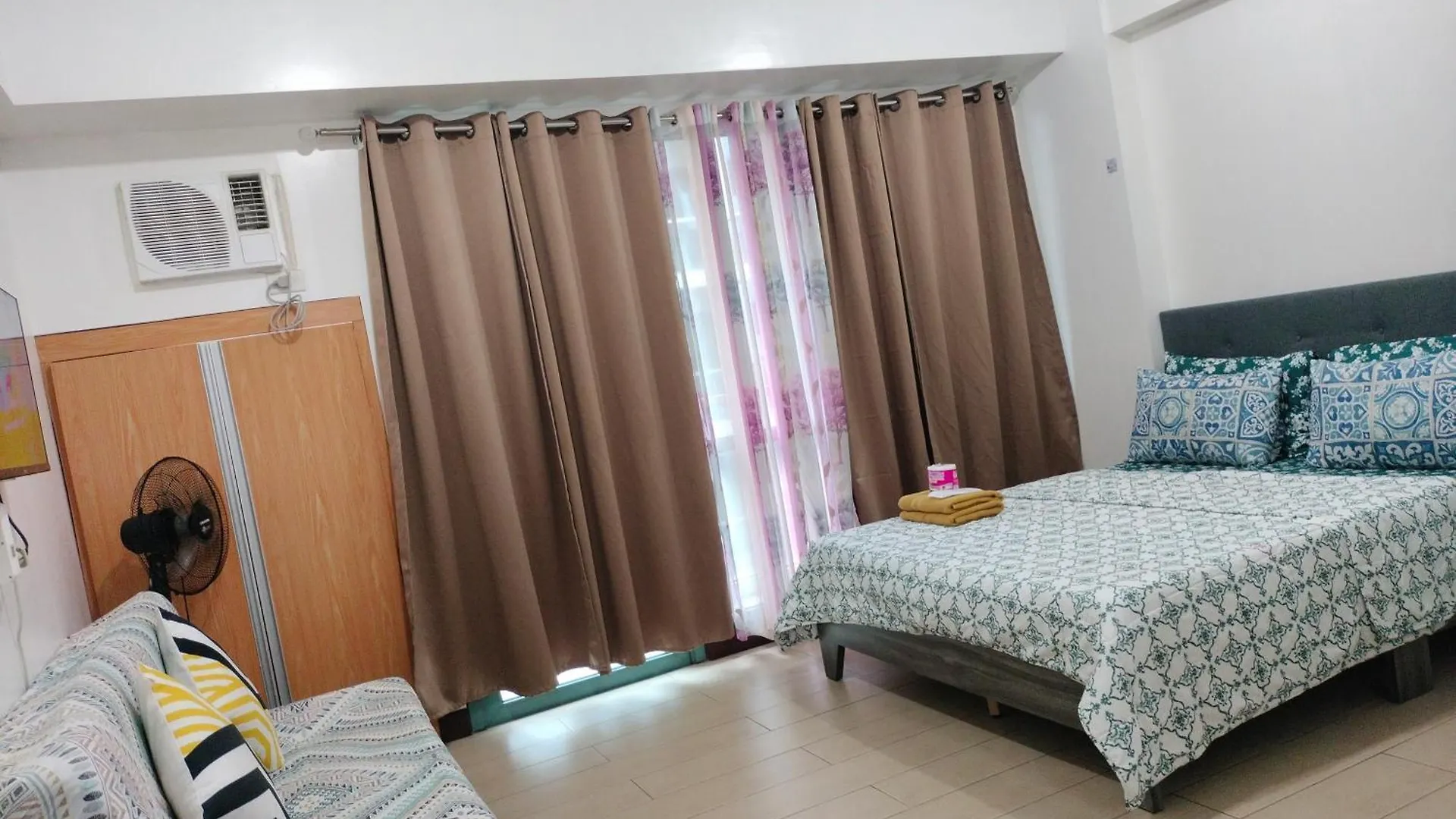 Condotel Near Terminal 3 Airport At Two Palm Tree Villas Pasay Philippines