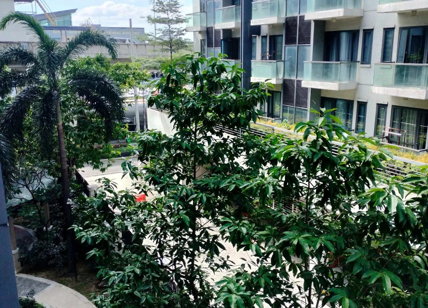 Condotel Near Terminal 3 Airport At Two Palm Tree Villas Pasay