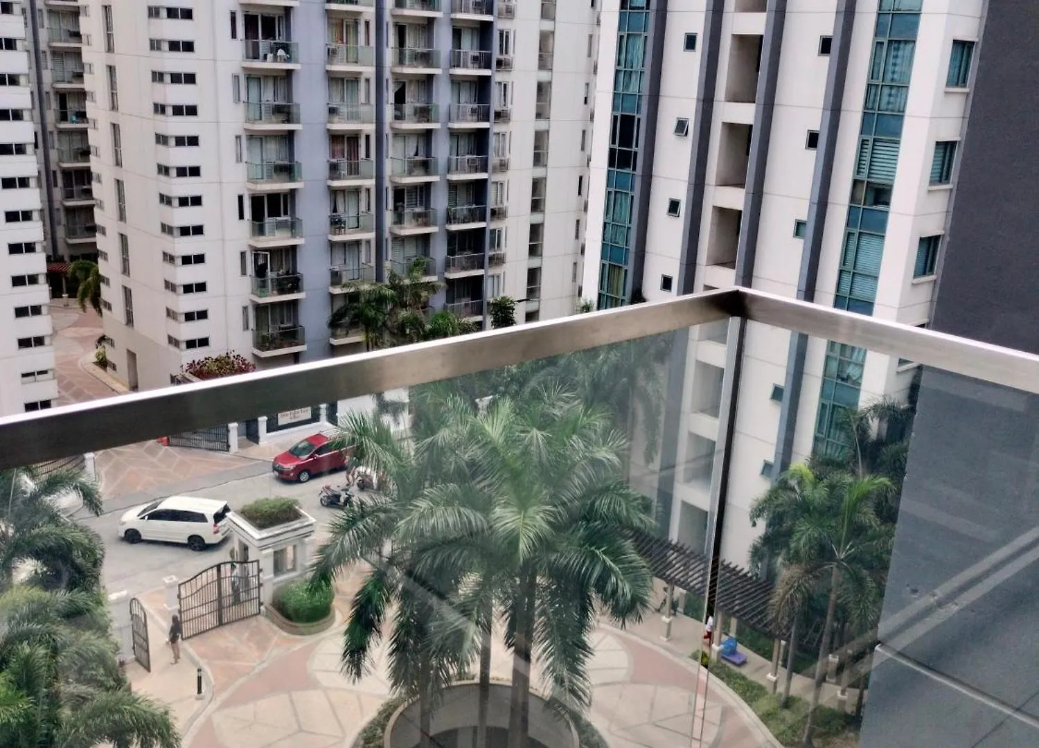 Aparthotel Condotel Near Terminal 3 Airport At Two Palm Tree Villas Pasay